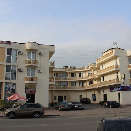 Prime Hotel Batumi Zewnętrze zdjęcie