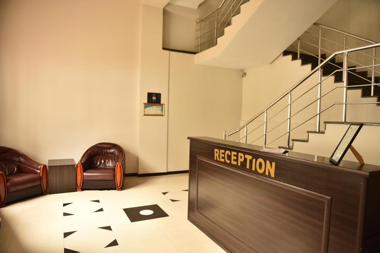Prime Hotel Batumi Zewnętrze zdjęcie