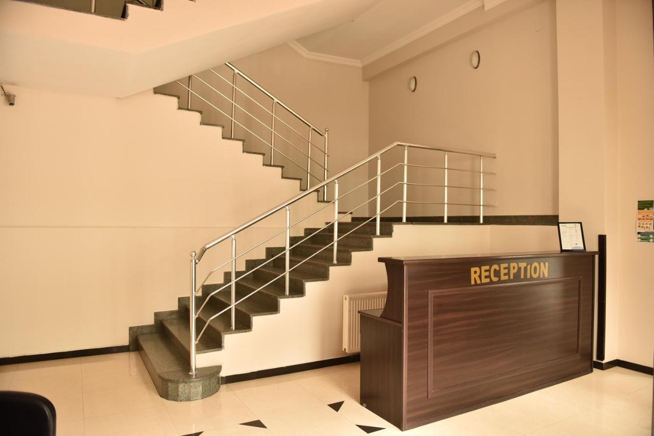 Prime Hotel Batumi Zewnętrze zdjęcie